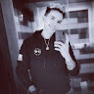 Meet your Posher, Jocelyn